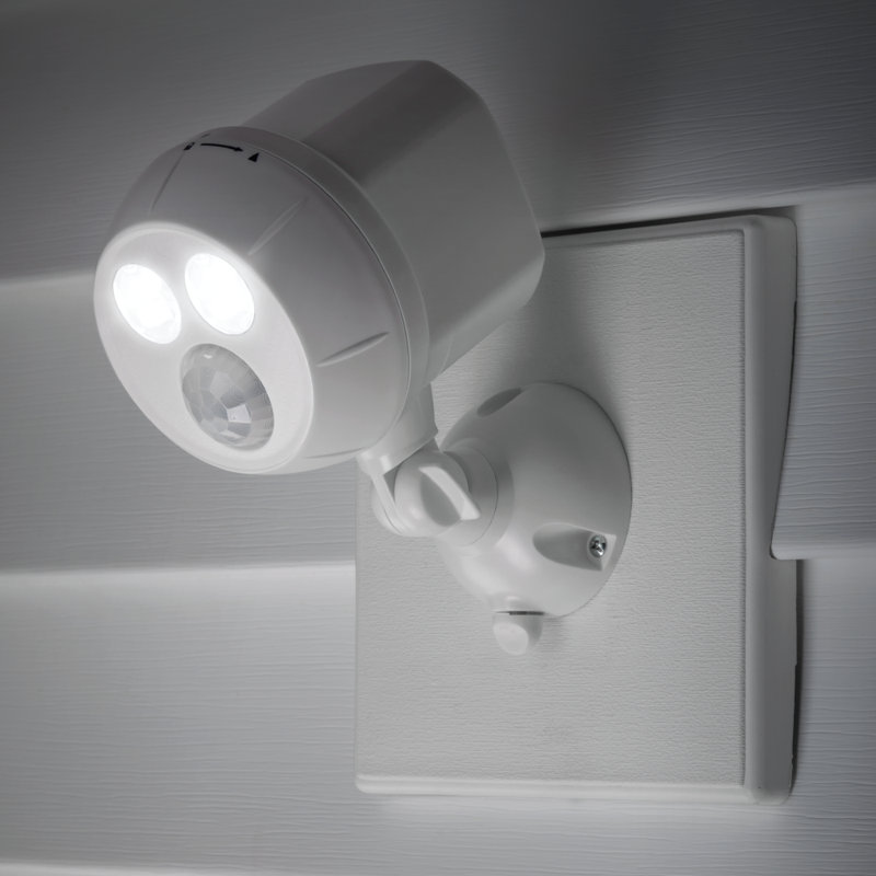 super bright dusk to dawn outdoor lighting